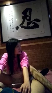 0607想舔棒棒糖圆润肥臀少妇居家啪啪性感黑丝女仆装1