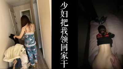 这个身材简直是极品实在是让人遭不住小女娃喷血推荐爆操骚女友每一下都插的好深直达花心