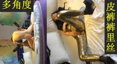 眼镜小哥网约马尾辫兼职外围美女扒开衣服看看身材穿上情趣装乳推舔屌扶着腰后入猛顶扛起双腿抽插